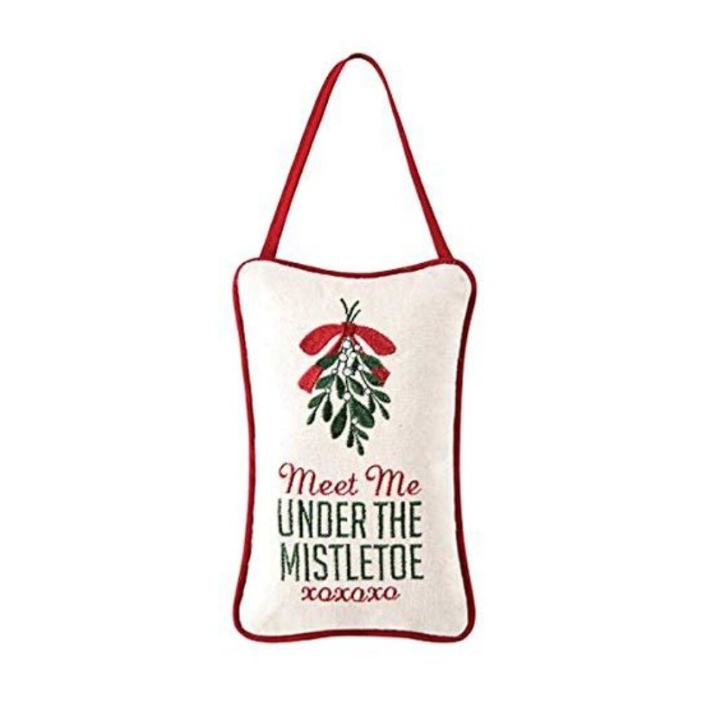 💕 3/$25 💕🎄NWT C&F Embroidered Mistletoe Mini Doorknob Pillow